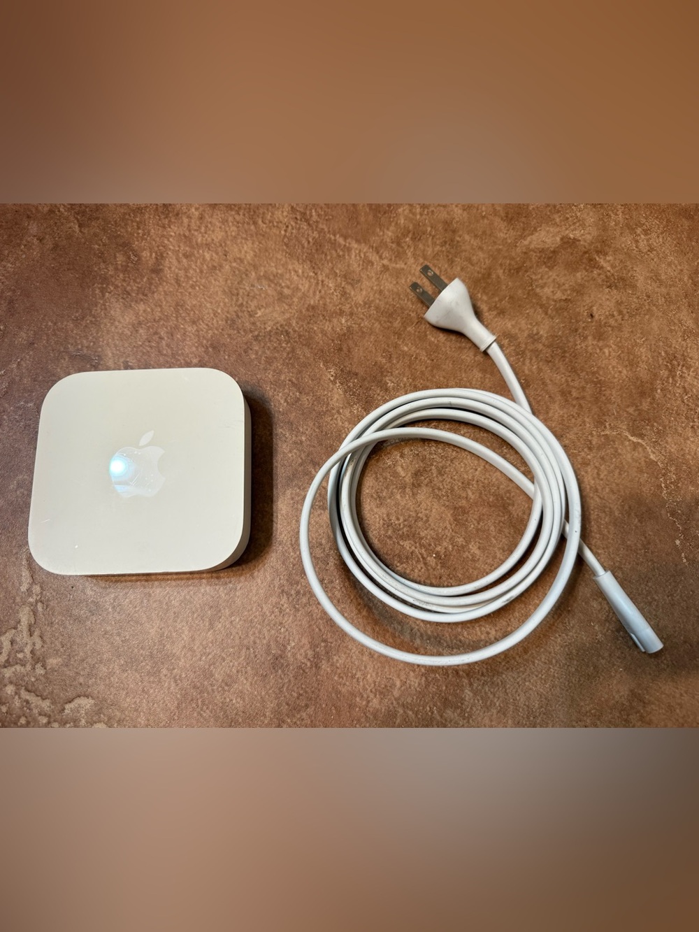 Apple Airport Express A1392 2nd Generation 802.11n WiFi Router